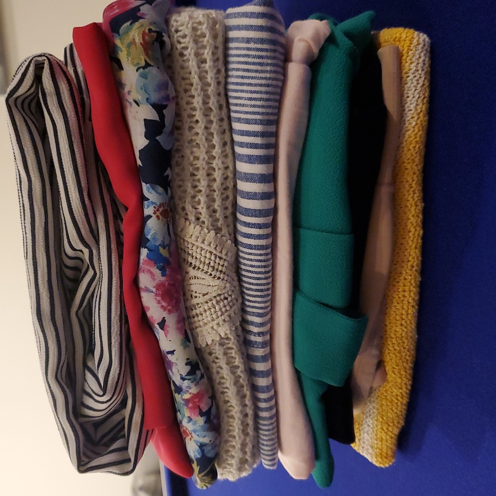 #6 sz.Small bundle, pants,tops, sweaters,skirts,bralette,bikini Top, Dress 12 Pc